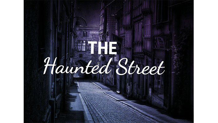 street, night scene, dark street, haunted street, duotone effect, dual tone effect, dual tone, colored photo